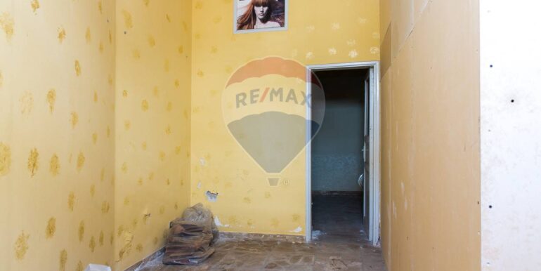 20250901122759-975427-15