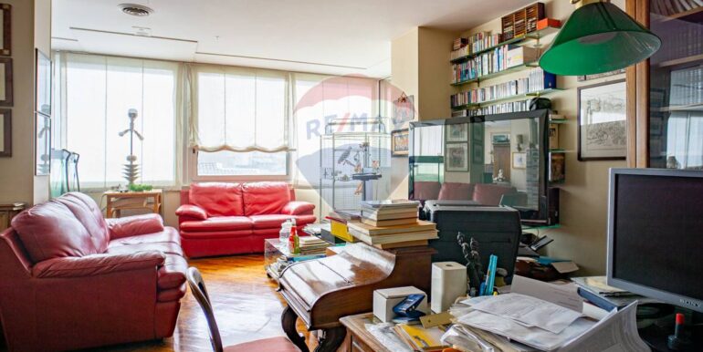 20250901203223-977054-7