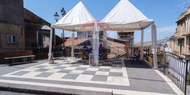 20250902121156-977157-3