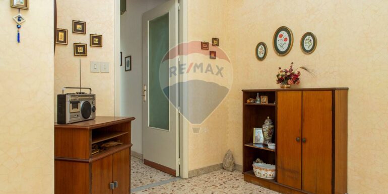 2025090301125-976731-10