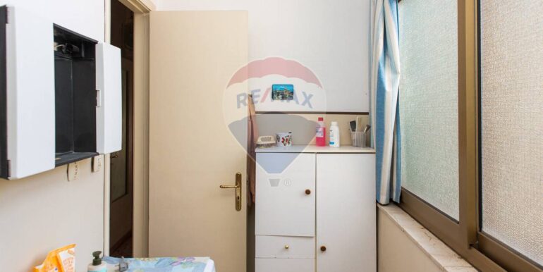 2025090301144-976731-14