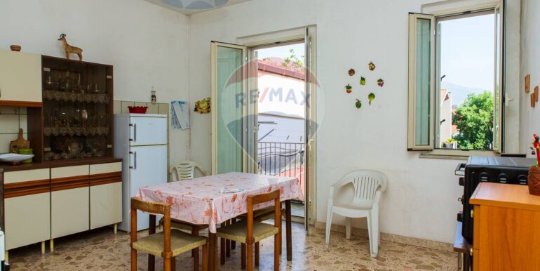 2025090301156-976731-17