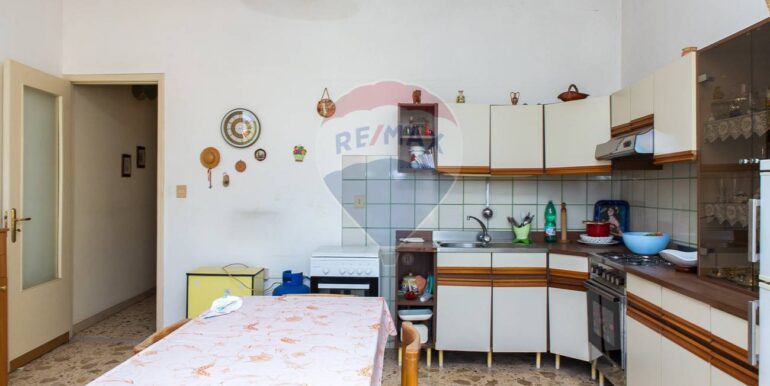 2025090301211-976731-20