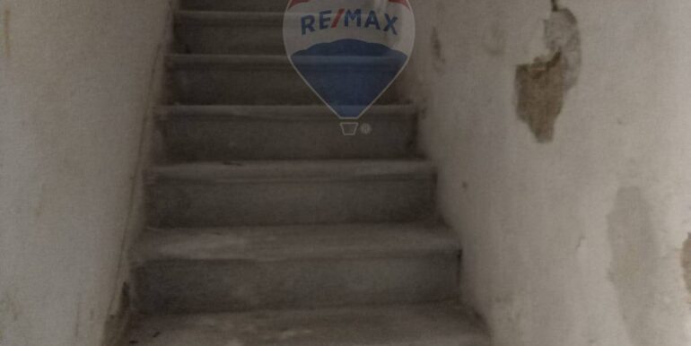 20250903151558-977465-12