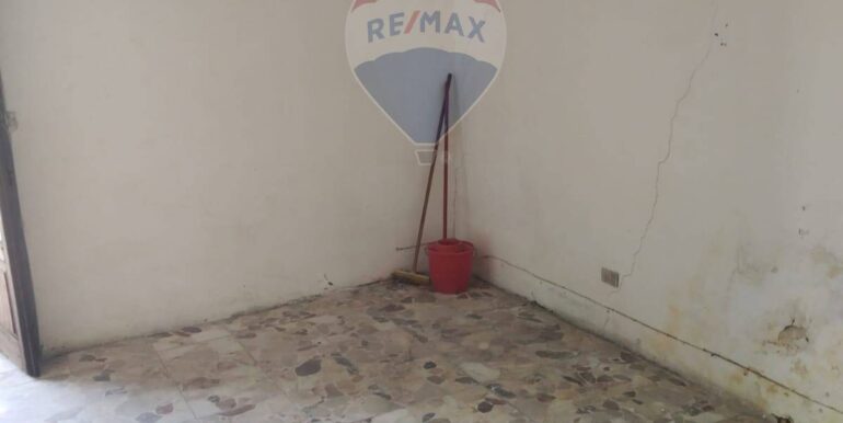 20250903151609-977465-17