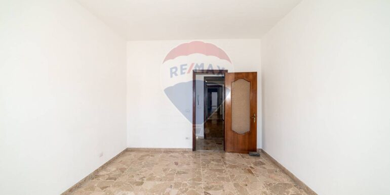 20250904182459-978028-4