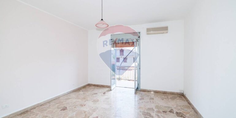 20250904182530-978028-9