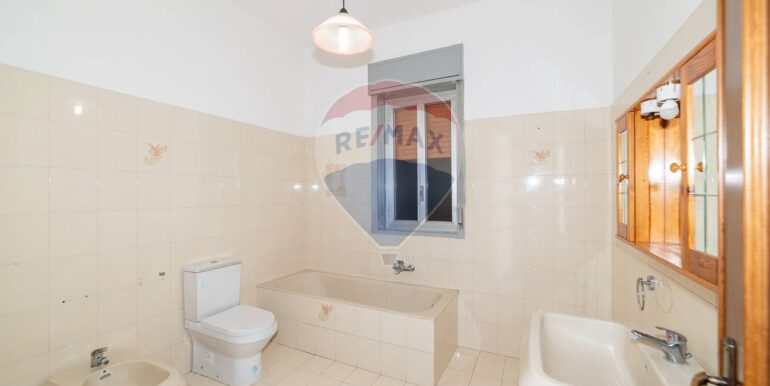 20250904182549-978028-16