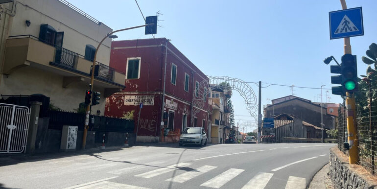 20250906100038-979250-3