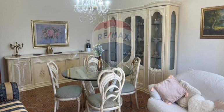 2025090781116-979645-6