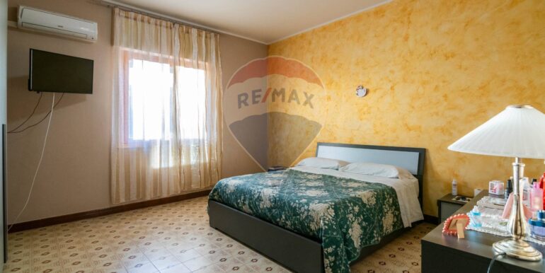 20250909111348-979817-23