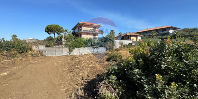 20250910185819-981343-3