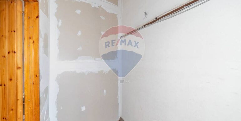 20250912193226-982755-7