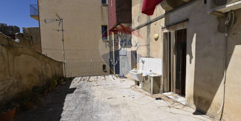 2025091293750-982549-0