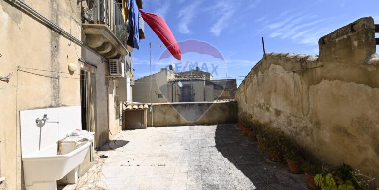 2025091293750-982549-4