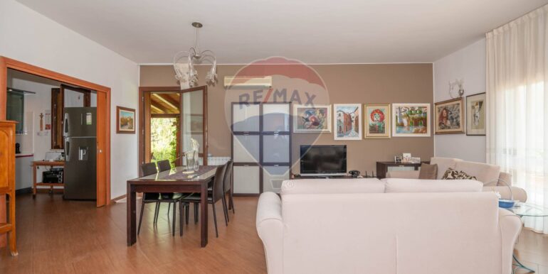 20250913104548-977986-51