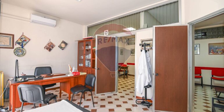 20250913184440-982831-29