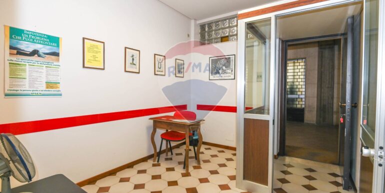 20250913184504-982831-37