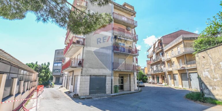 20250914121551-982845-3