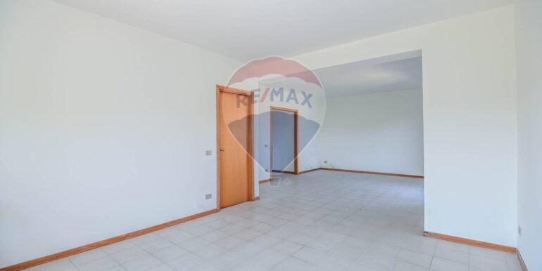 20250914121656-982845-30