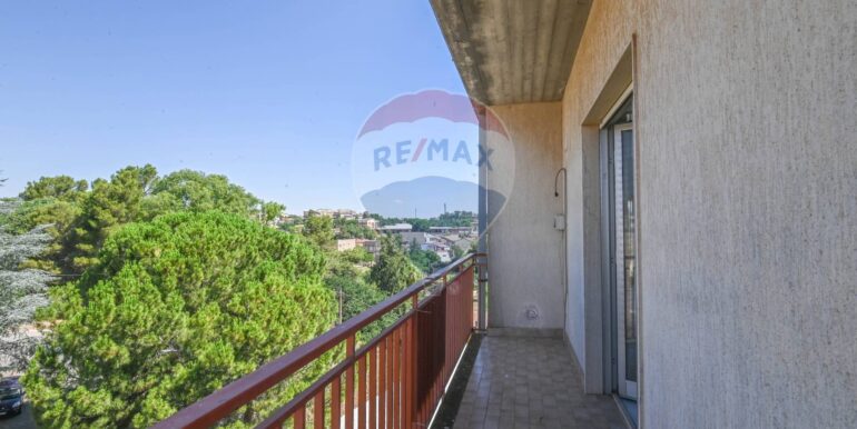 20250914121718-982845-38