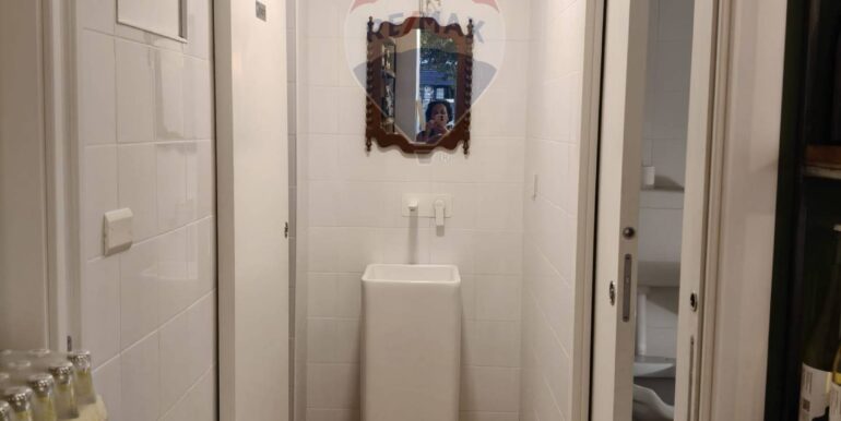 20250914225201-982857-9