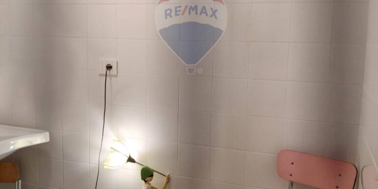 20250914225204-982857-10