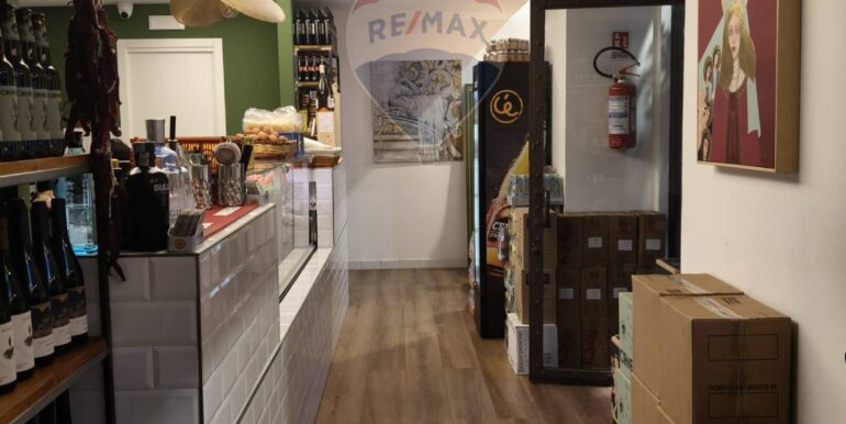 20250914225216-982857-15