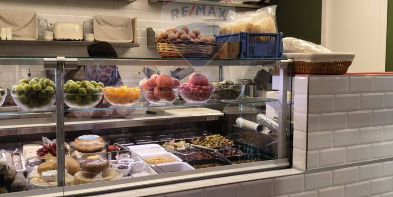 20250914225225-982857-18