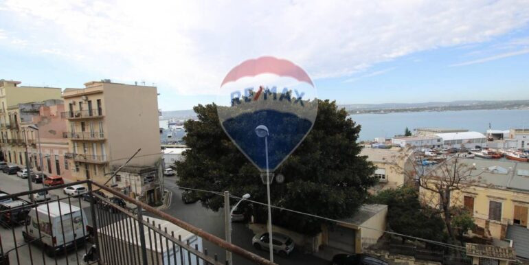 20250915125022-983066-12