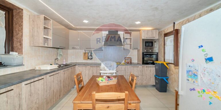 20250916152732-983488-5