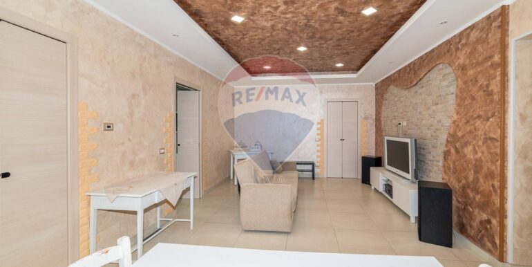 20250916152801-983488-15