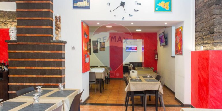 2025091682039-983389-4