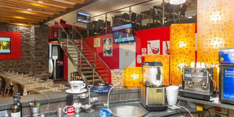 2025091682139-983389-18