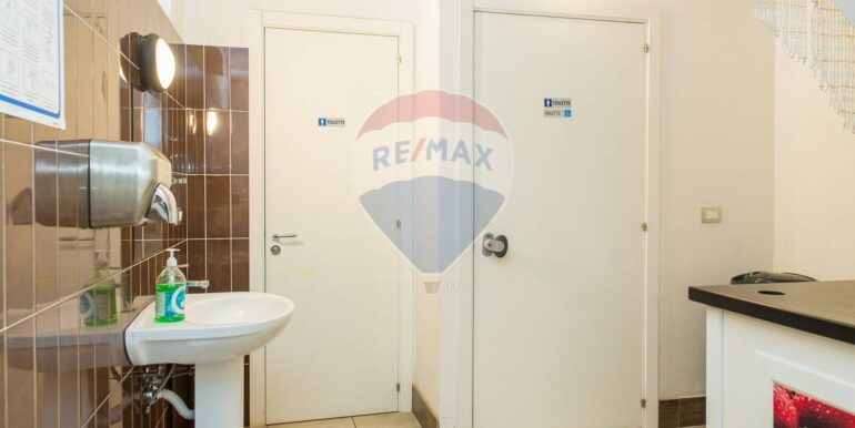 2025091685354-983391-6