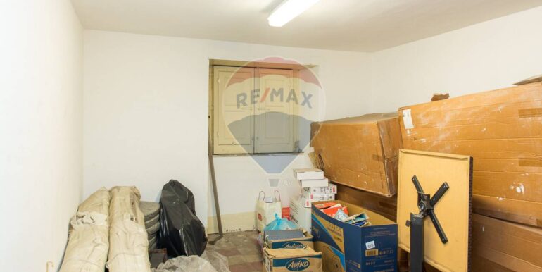 2025091685415-983391-12