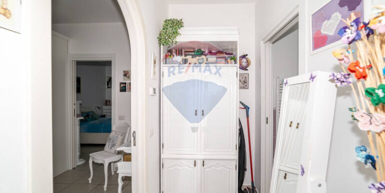 2025091692757-983394-18