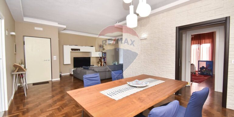 20250917114843-983682-11