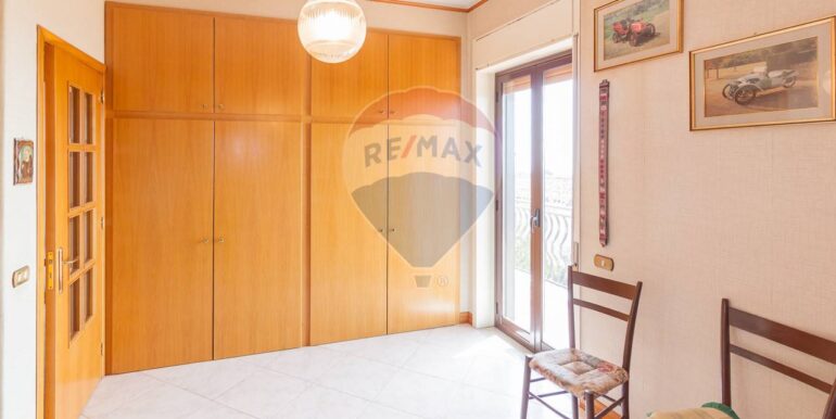 20250918130018-983887-10