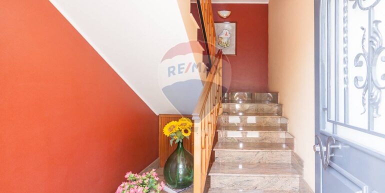 20250918130018-983887-12