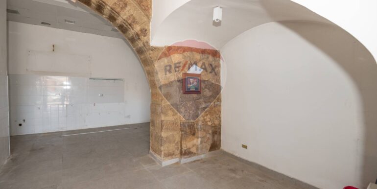 20250919115557-985831-15