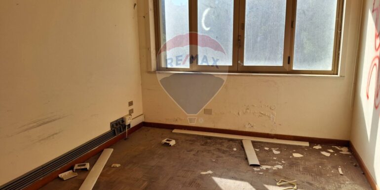 20250919120154-985838-27