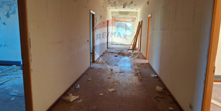 20250919120155-985838-33