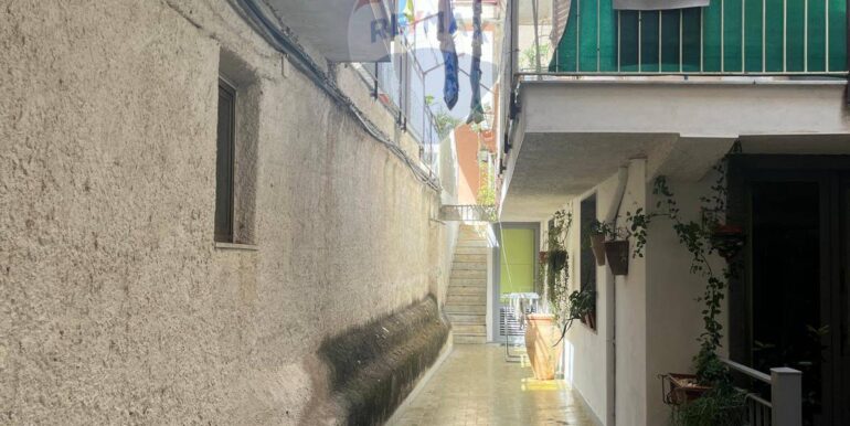 20250919204238-979250-23