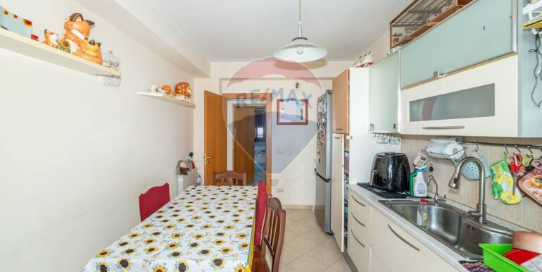 20250922104815-986155-3