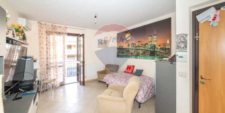 20250922104843-986155-11