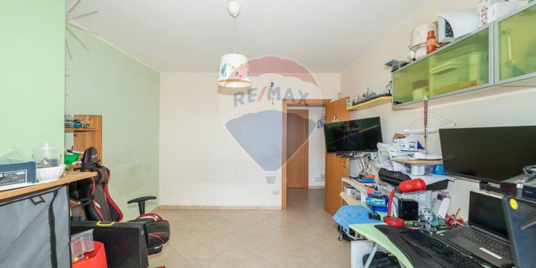 20250922104945-986155-30