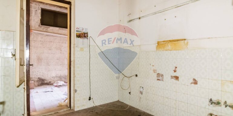 20250922173711-986347-6