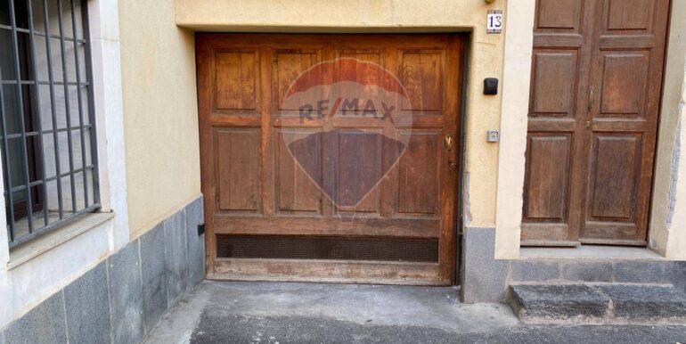 2025092295055-985840-4