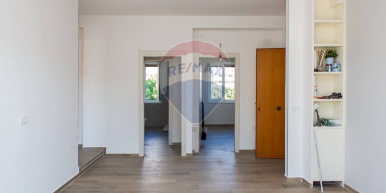 20250923104802-986432-11